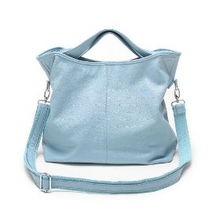 探索時(shí)尚魅力 dudu女士斜挎包1102010802引領(lǐng)日常穿搭新風(fēng)尚