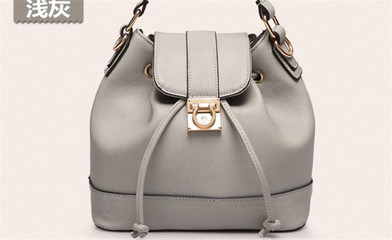 闊昌箱包皮具 引爆加盟熱潮，共創(chuàng)時(shí)尚零售新未來